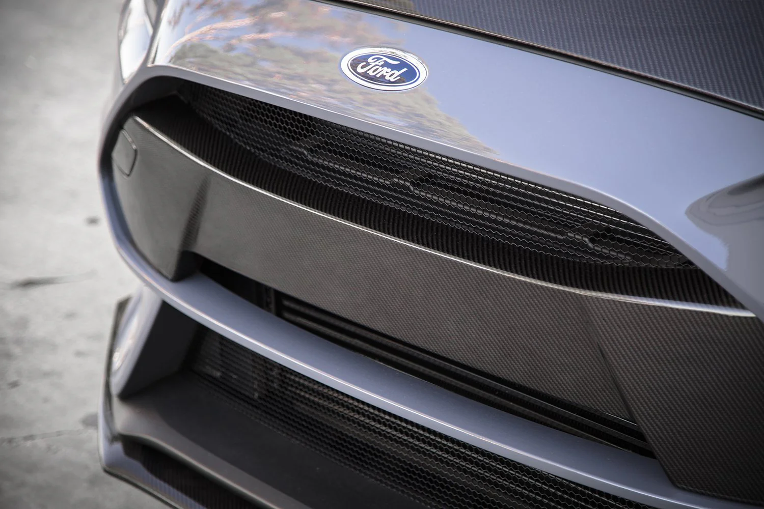 Anderson Composites 2016-18 Ford Focus RS Carbon Fiber Front Bumper Insert - Image 2