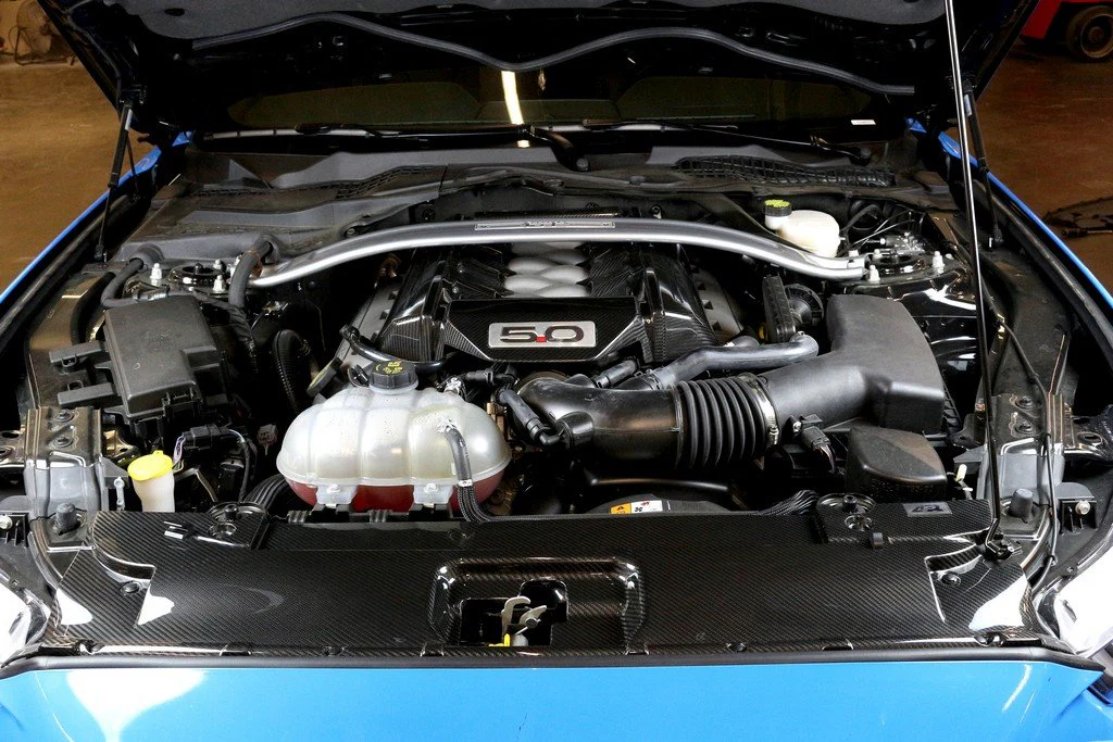 APR Performance S550 Mustang Carbon Radiator Cover - Image 3