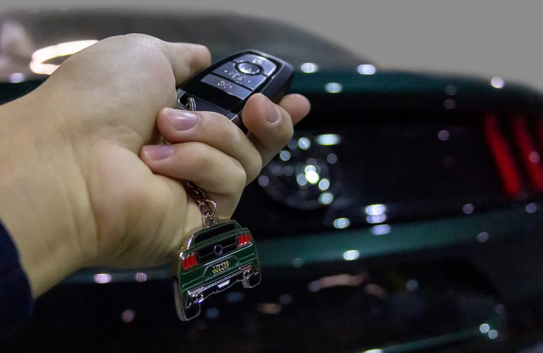 Bullitt Mustang Key Ring - Image 2