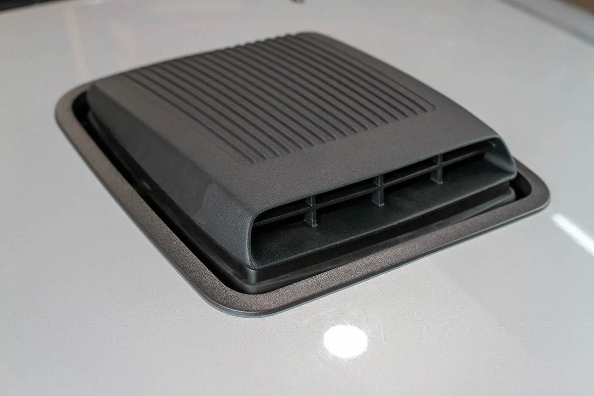 CDC Mustang S197 GT Shaker Hood System 2005-09 - Image 2