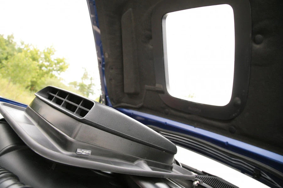CDC Mustang S197 GT Shaker Hood System 2011-14 - Image 3