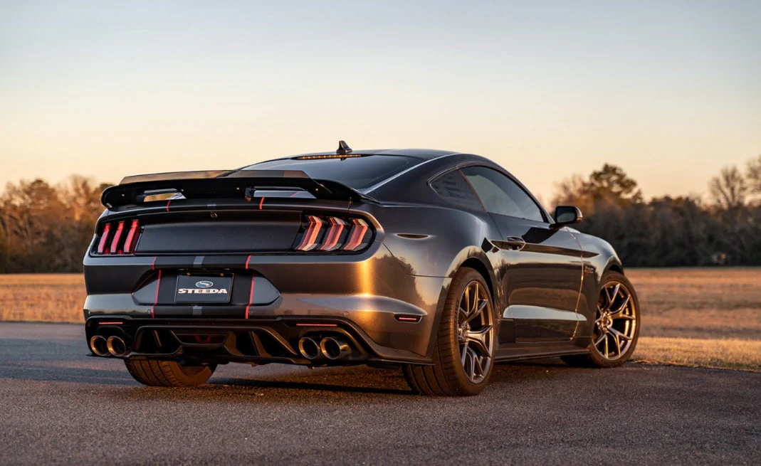 Mustang S650 - GT500 Style Rear Spoiler with Tinted Wicker Bill - Gloss Black - Image 3