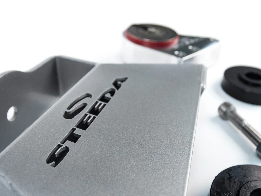Steeda Focus ST / RS Driver Side (RHD) Engine mount - Image 2